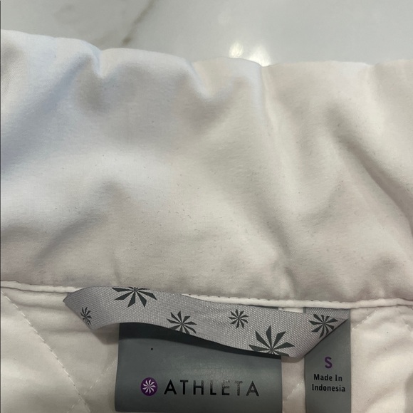 Athleta Upside White/Gray Vest - Picture 7 of 10